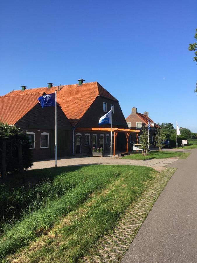 Lodge 61 Hotel Aan Het Water 梅代姆里克 外观 照片