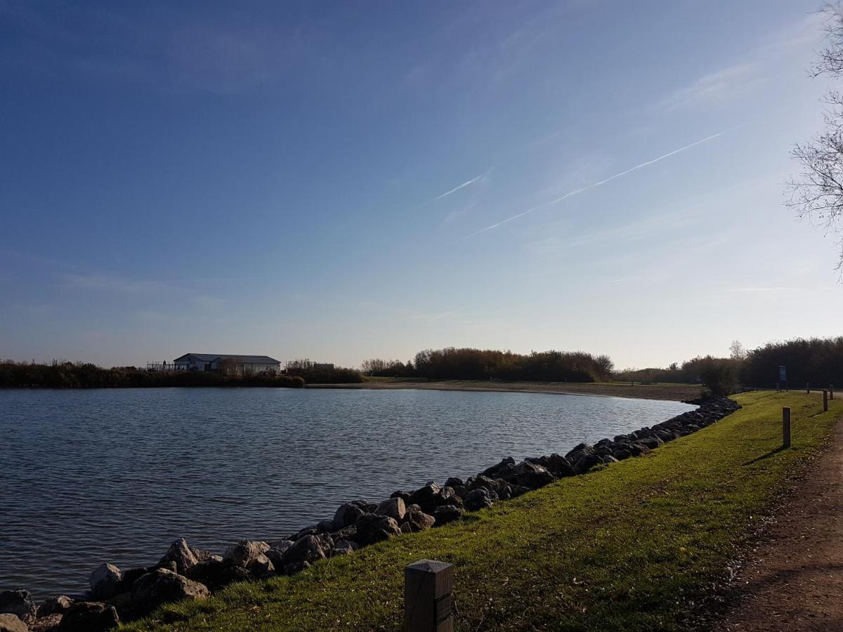Lodge 61 Hotel Aan Het Water 梅代姆里克 外观 照片