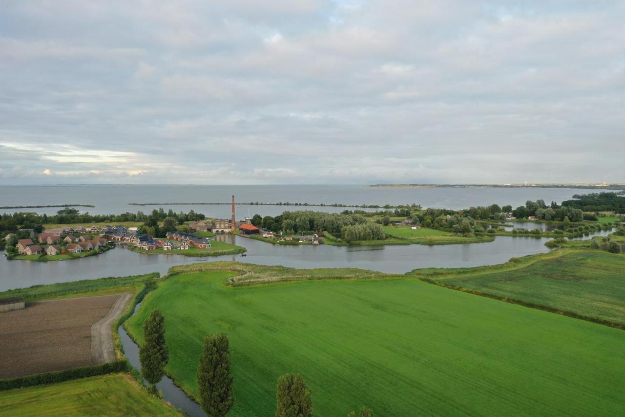 Lodge 61 Hotel Aan Het Water 梅代姆里克 外观 照片