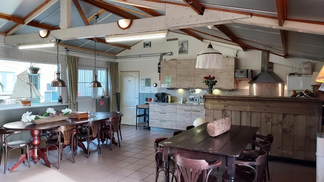 Lodge 61 Hotel Aan Het Water 梅代姆里克 外观 照片
