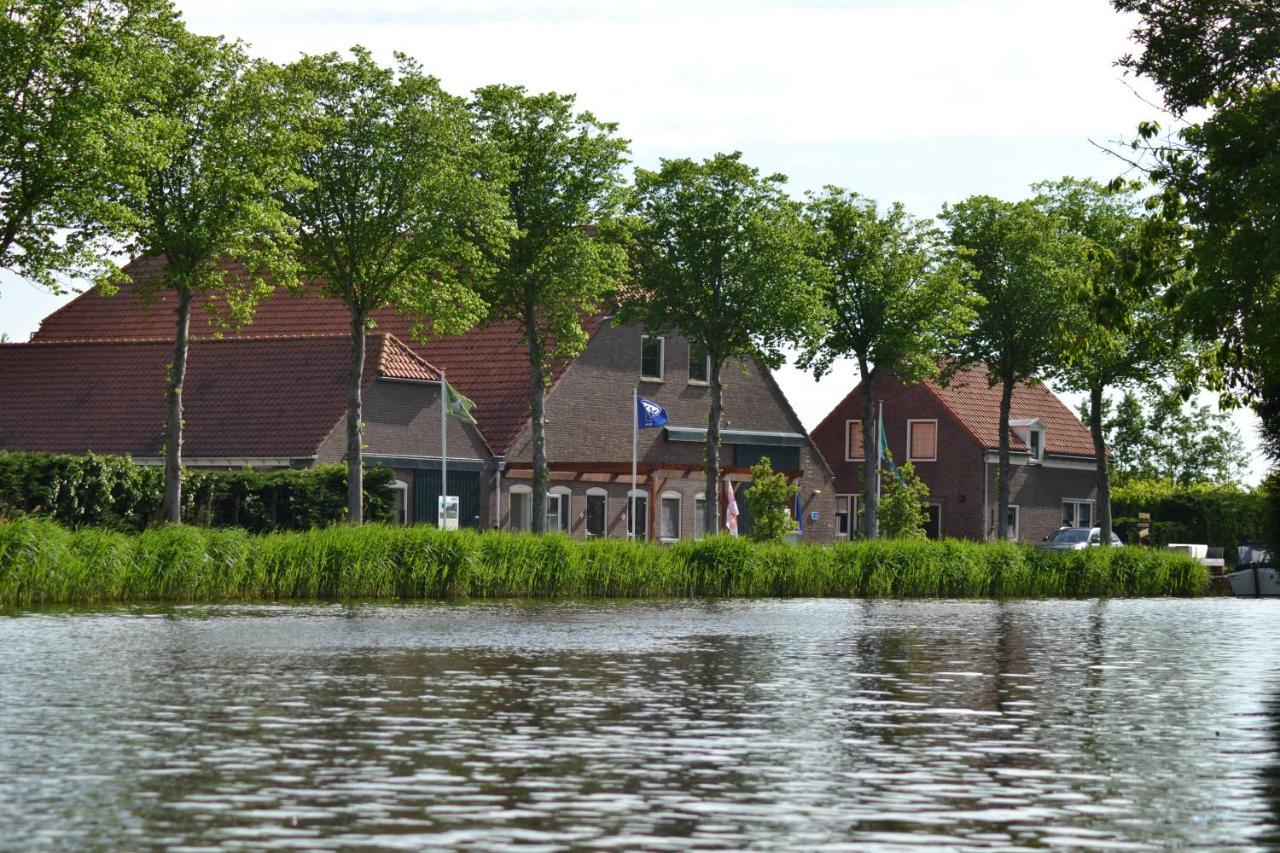 Lodge 61 Hotel Aan Het Water 梅代姆里克 外观 照片