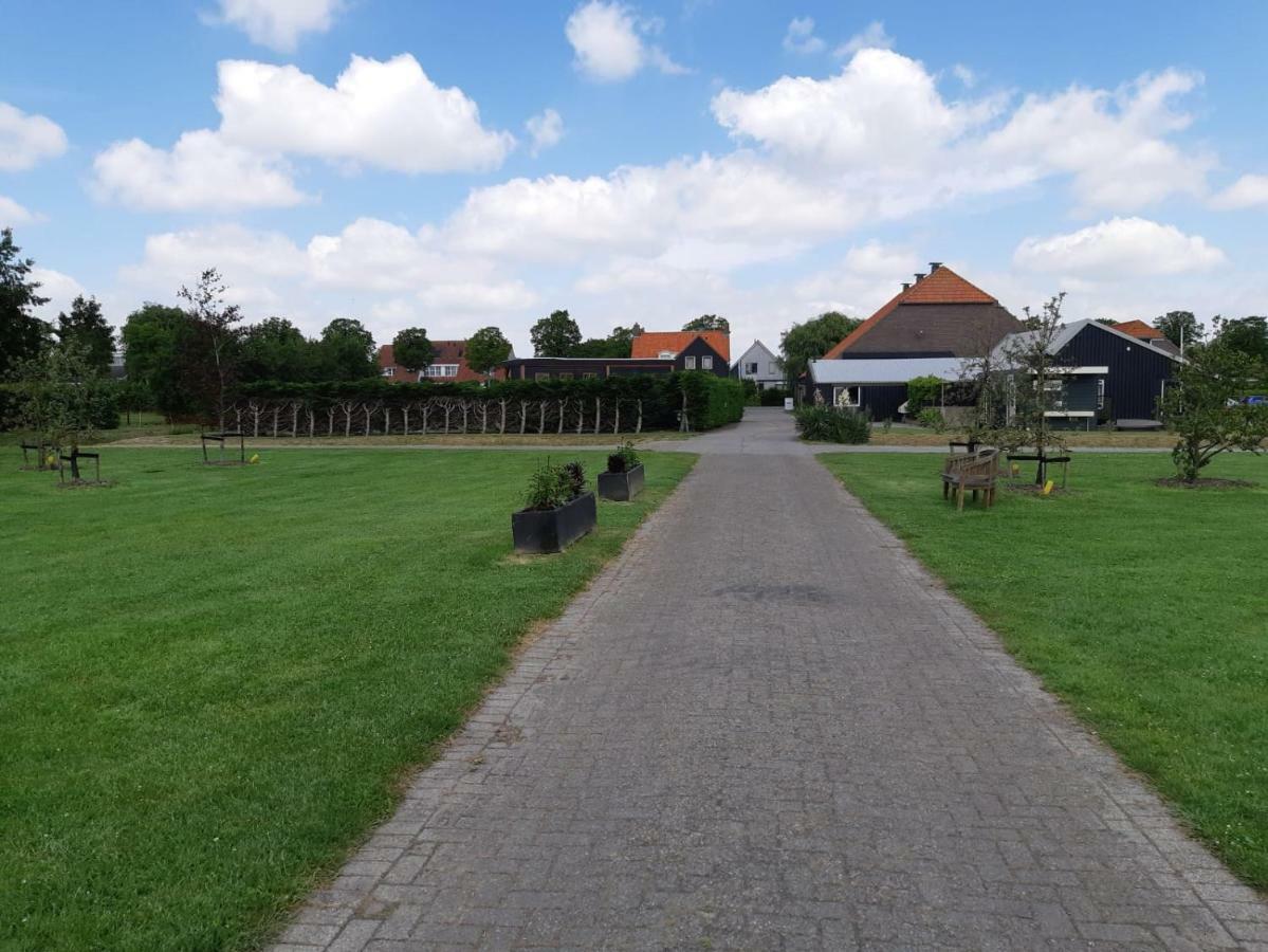 Lodge 61 Hotel Aan Het Water 梅代姆里克 外观 照片