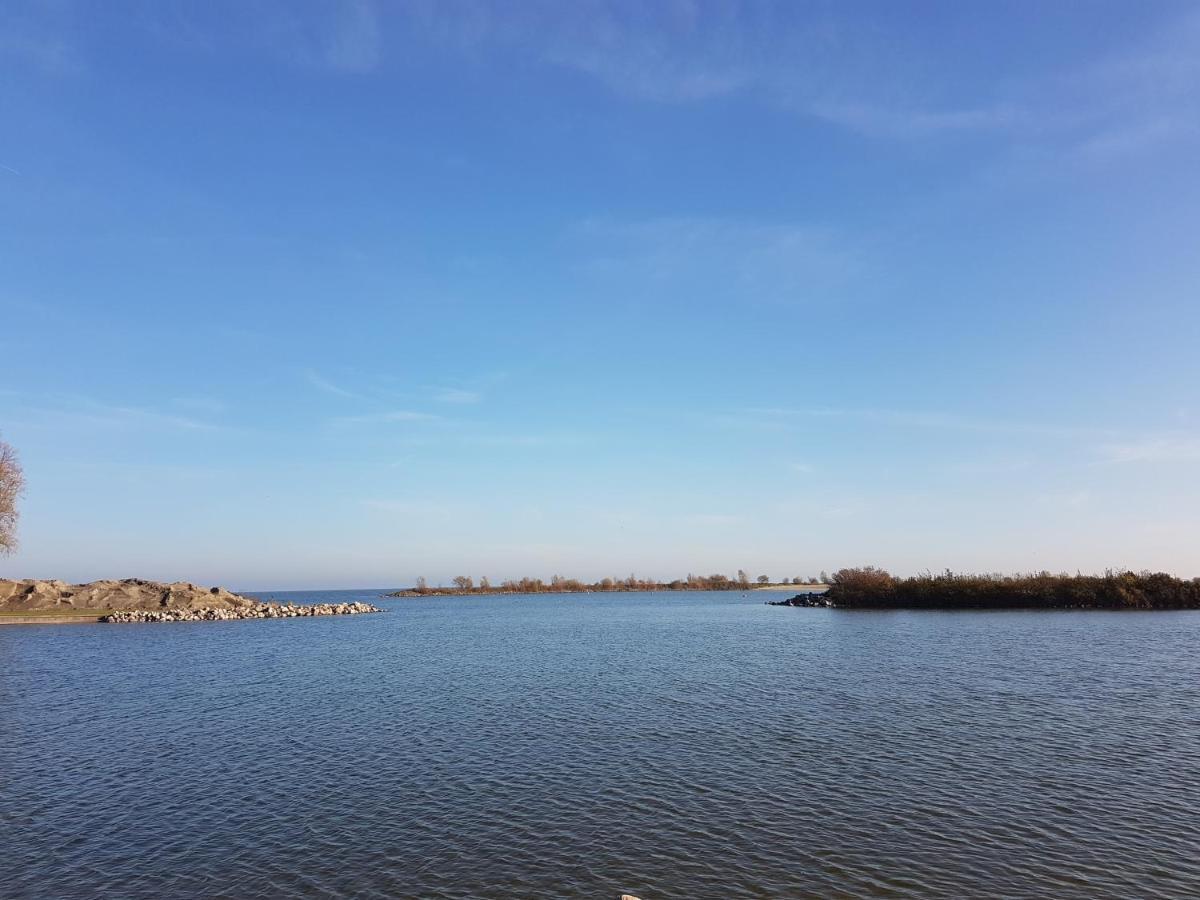 Lodge 61 Hotel Aan Het Water 梅代姆里克 外观 照片